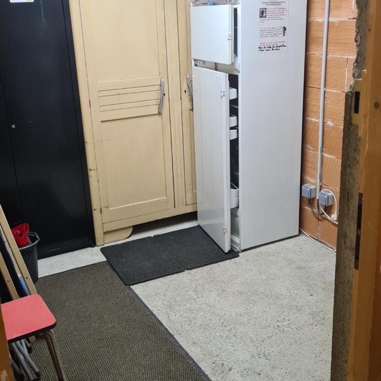 Studio rénové pour 4 au pied de la piste de luge - FR-1-836-13 - Estudio - 16