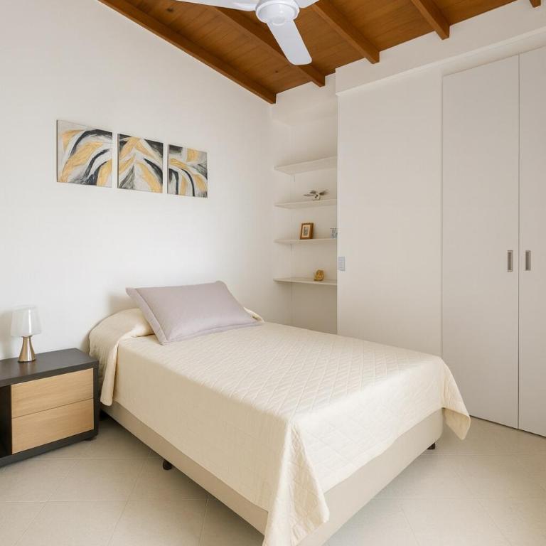Casa Bosques in Pilarica - Family and cozy - Three-Bedroom House - 4