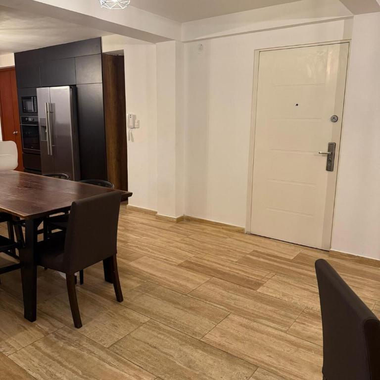 Welcoming apartment - Three-Bedroom Apartment - 29