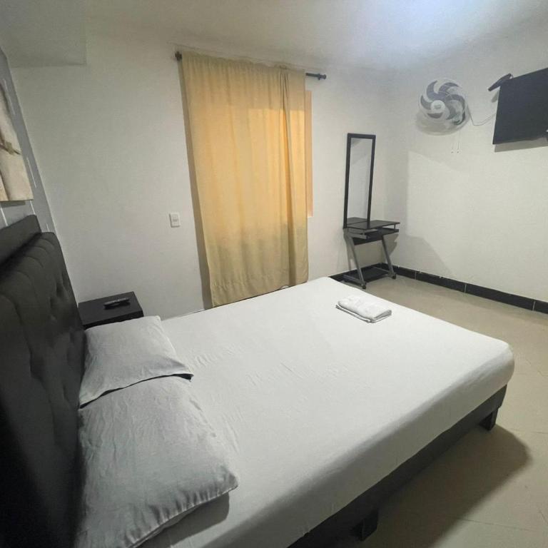 Hospedaje, Medellín,Turismocolombia-fit,Laureles,Estadio,La 70 - Habitación Doble Estándar - 8