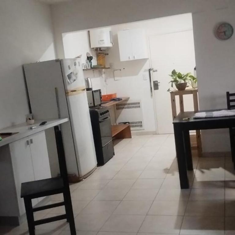 Comodo Monoambiente en microcentro porteño - Apartamento con ducha - 4
