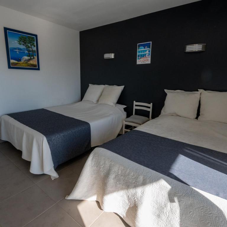 SUPERBE VILLA VUE MER JUSQU'A 14 COUCHAGES La LONDE LES MAURES Entre HYERES et Le LAVANDOU 4 Etoiles PISCINE CHAUFFEE - Four-Bedroom House - 32