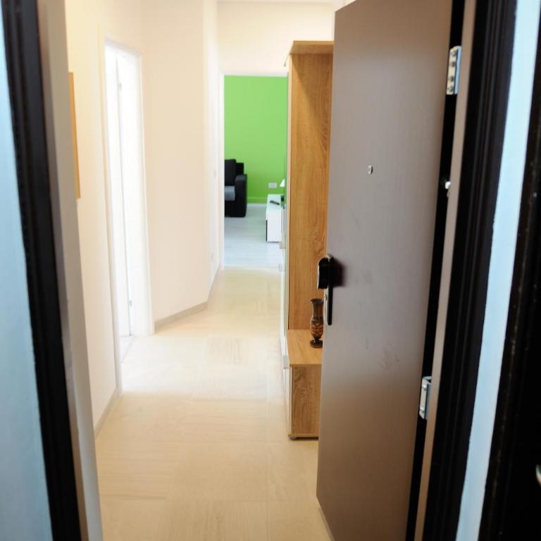Apartment Vatra - Apartman sa 2 Spavaće Sobe i Pogledom na Grad - 38