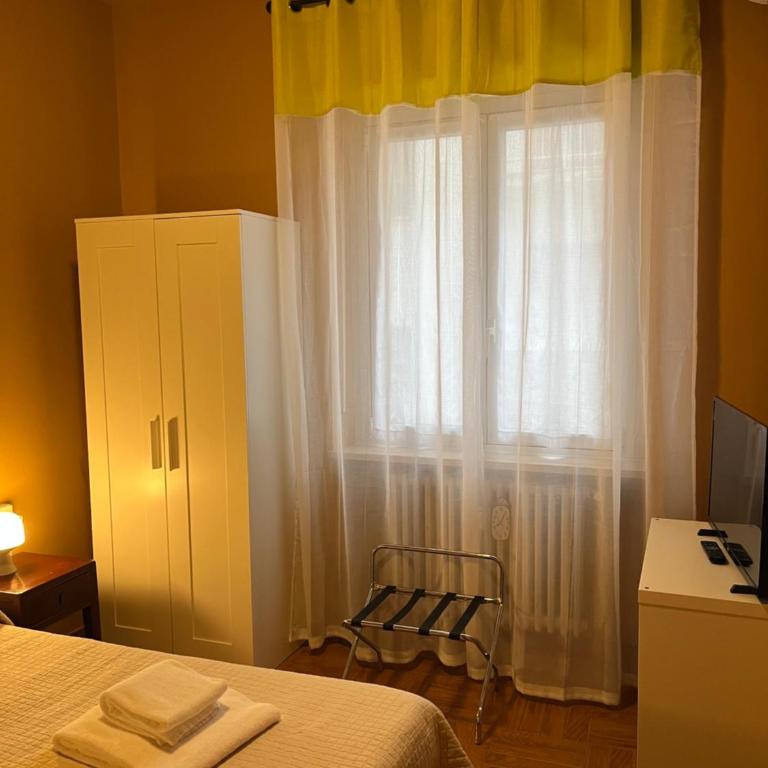 Corso Porta Nuova 39 - Twin Room with Private Bathroom - 4