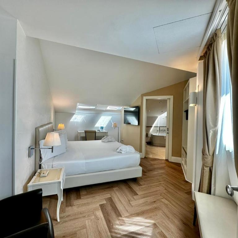 Maison Milano | UNA Esperienze - Suite con Divano-Letto - 3