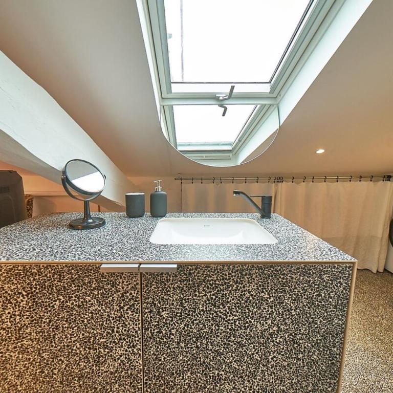 Beautiful renovated apartment Cours Lafayette near Halles Paul Bocuse - Appartamento - 18