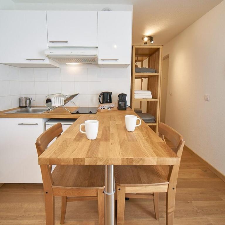 Convenient and central studio Close to the metro and amenities - Appartamento - 4