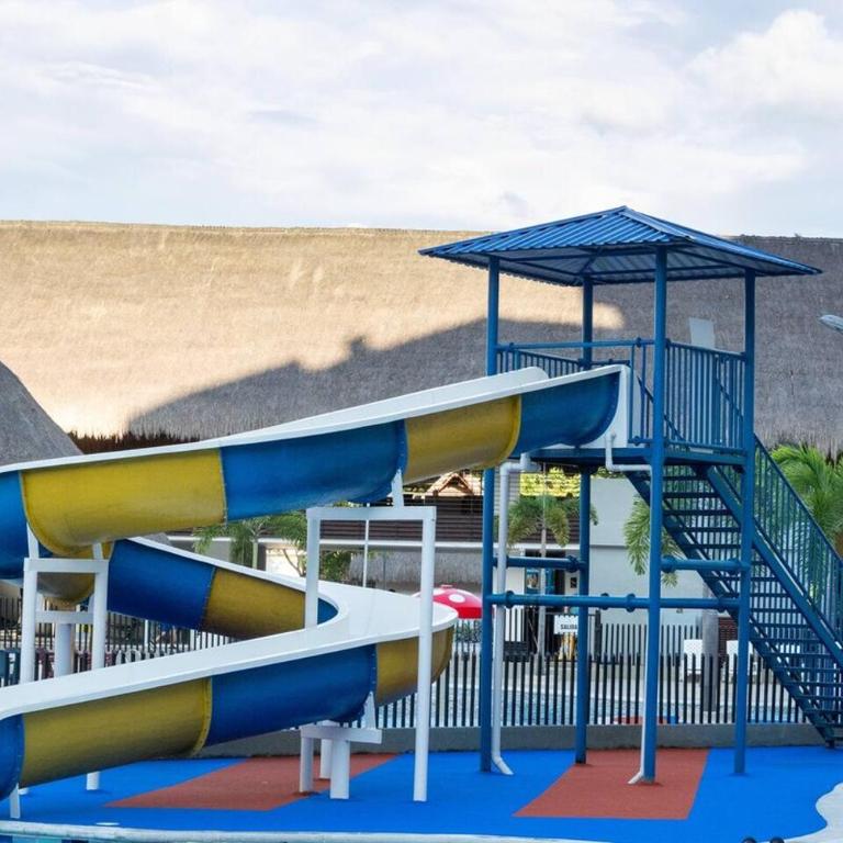 Hermoso apartamento en complejo turístico en Ricaurte Cundinamarca - Apartamento de 3 dormitorios - 30