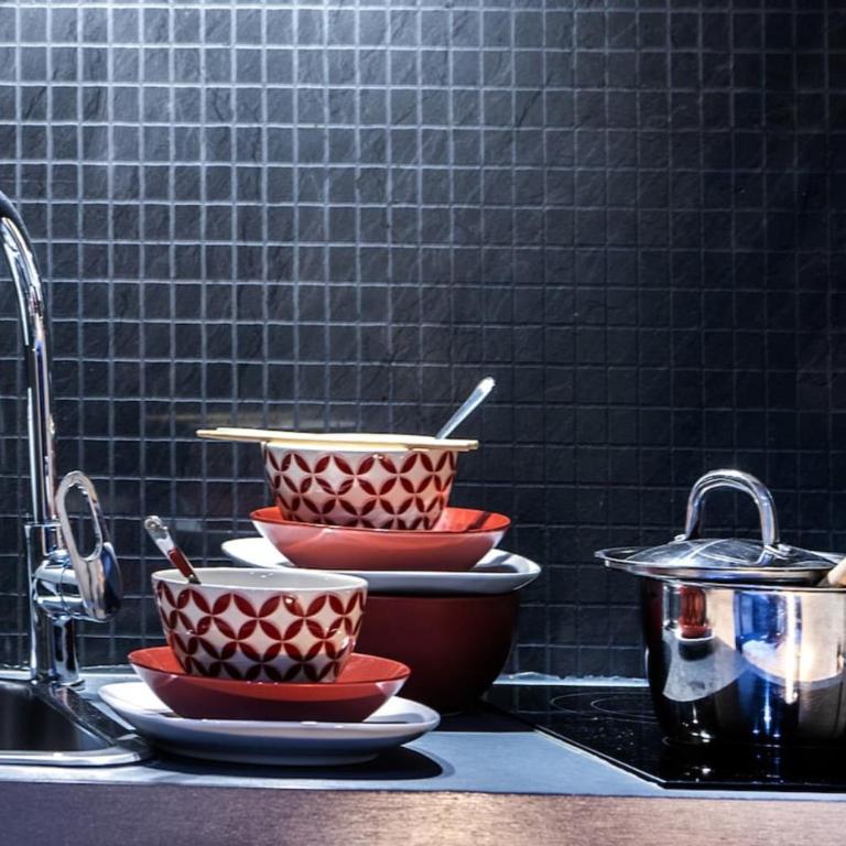 Cosy Studio Bernard with Jacuzzi Relaxation & Style - Appartamento - 10