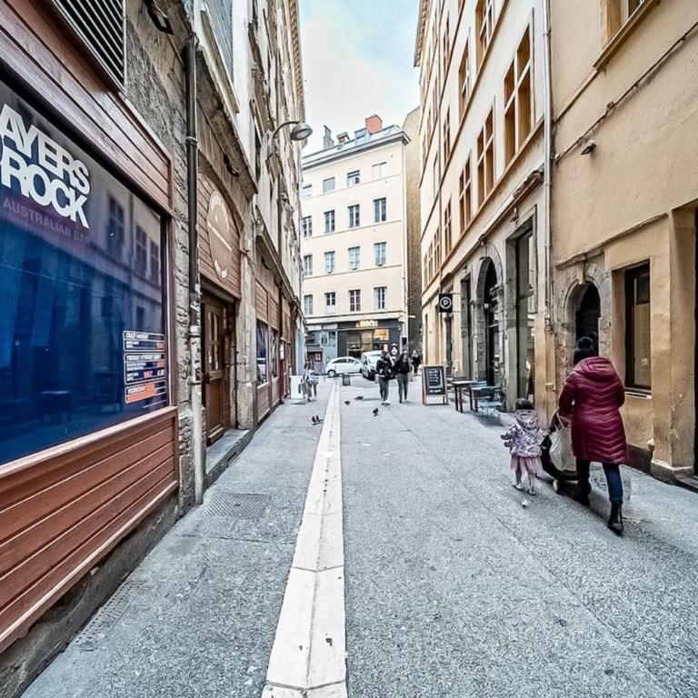 Le Sainte Catherine - studio en centre ville - Apartment - 25