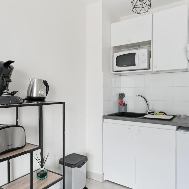 Chez Antoine cosy 2 people Part dieu - Apartment - 7