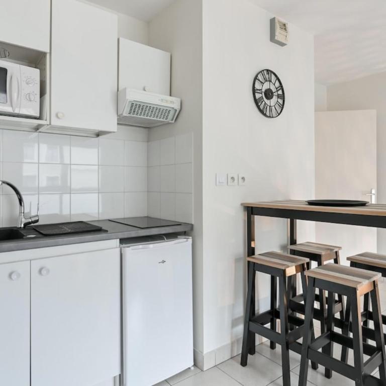 Chez Antoine cosy 2 people Part dieu - Apartment - 10