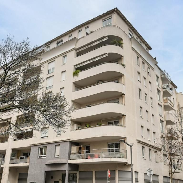 Chez Antoine cosy 2 people Part dieu - Apartment - 18