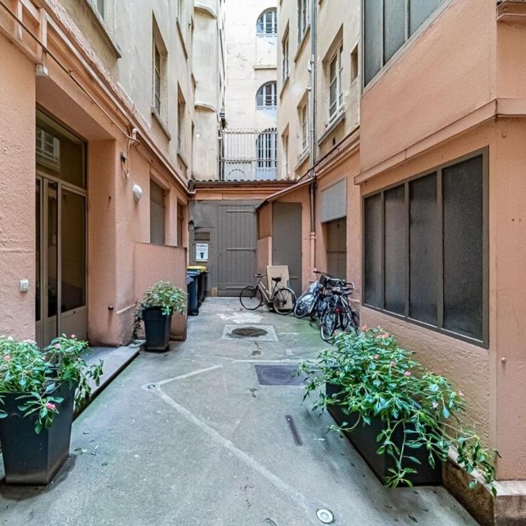 Le petit Victor Hugo - studio Bellecour - Apartment - 22