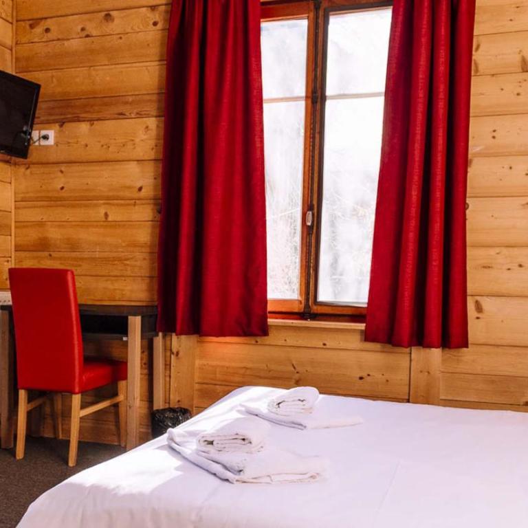 Villages Clubs du Soleil - MORZINE - Chambre Lits Jumeaux avec Salle de Bains Privative - 1