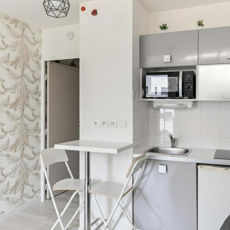 The Little Malot - Charming studio - Debourg - Apartment - 2