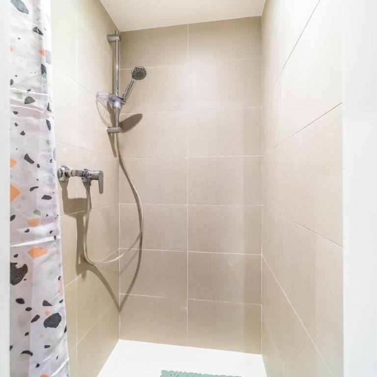 Saint-Nizier Accommodation for two people near Cordeliers - Appartamento - 14