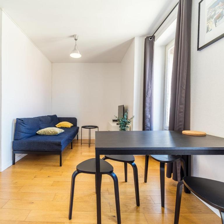 Le Petit Chaponnay - Charming Apartment for 2 near Saxe Gambetta - Apartment - 4