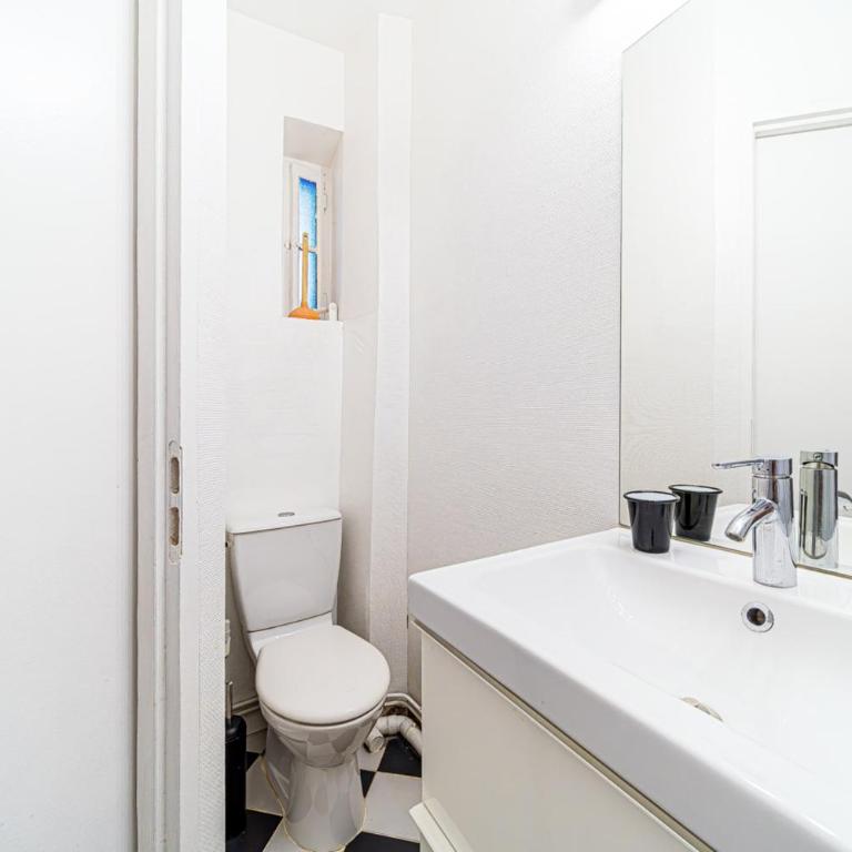Le Petit Chaponnay - Charming Apartment for 2 near Saxe Gambetta - Apartment - 16