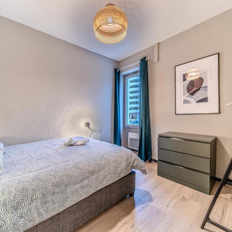 Les Halles Apartment with 2 bedrooms near Part-Dieu - Apartment - 3
