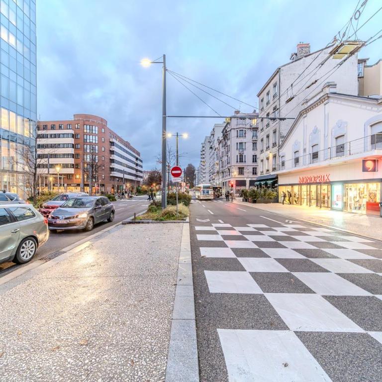Les Halles Apartment with 2 bedrooms near Part-Dieu - Apartment - 17