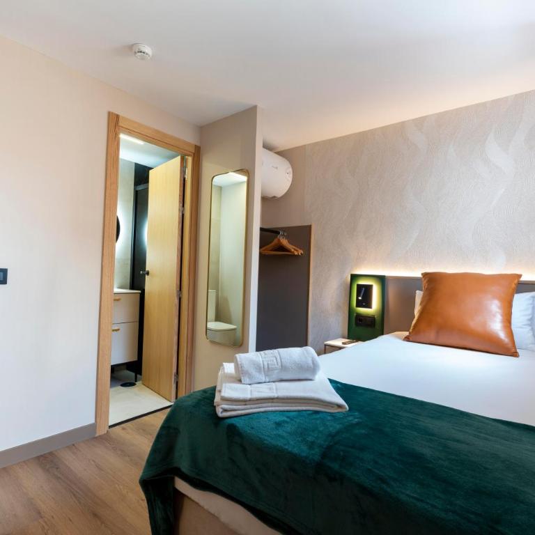 Negresco Plaza Mayor - Habitación Individual - 1