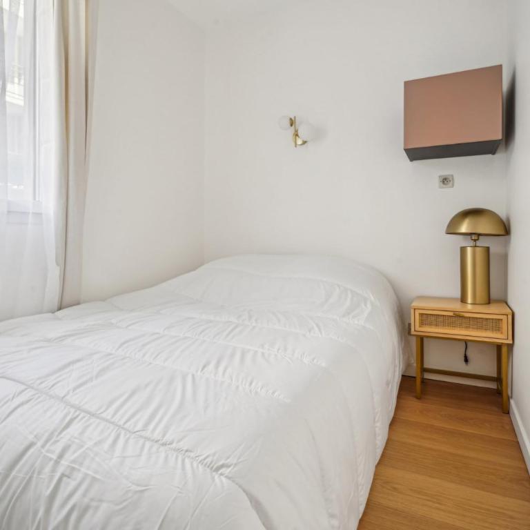 Baraban Apartment for 4 people with Balcony near Part-Dieu - Apartment - 6