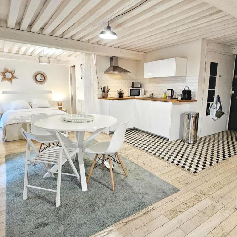 Le Sathonay - Elegant T2 in the hyper-center - Appartement - 5