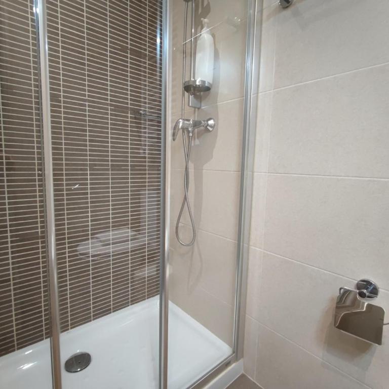 AC Apartaments Centre - Apartamento con vistas a las montañas - 6