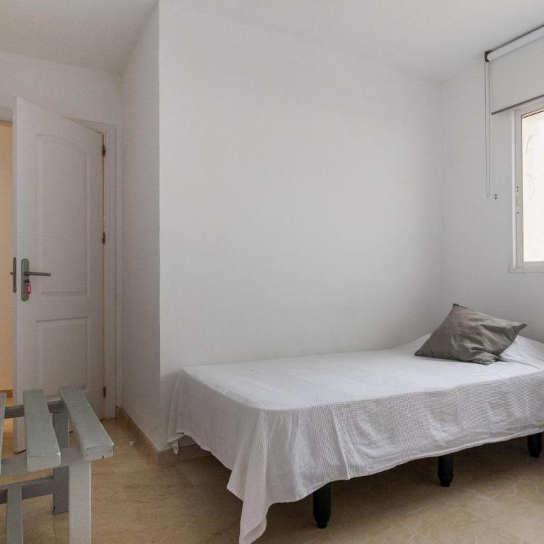 Modern apartment with pool on the beachfront in Marbella by SharingCo - Apartamento de 3 dormitorios con balcón - 5