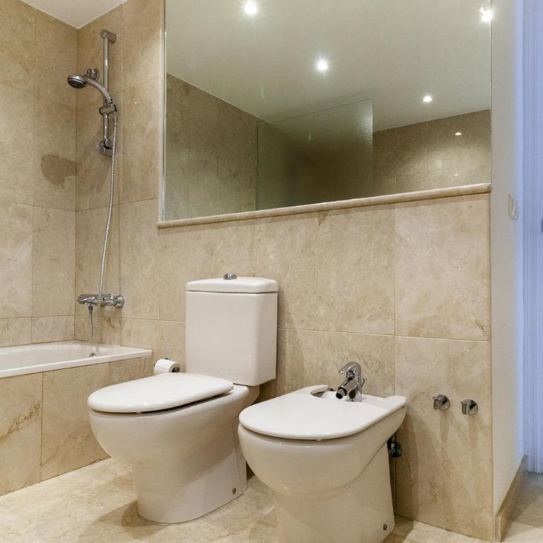 Modern apartment with pool on the beachfront in Marbella by SharingCo - Apartamento de 3 dormitorios con balcón - 14