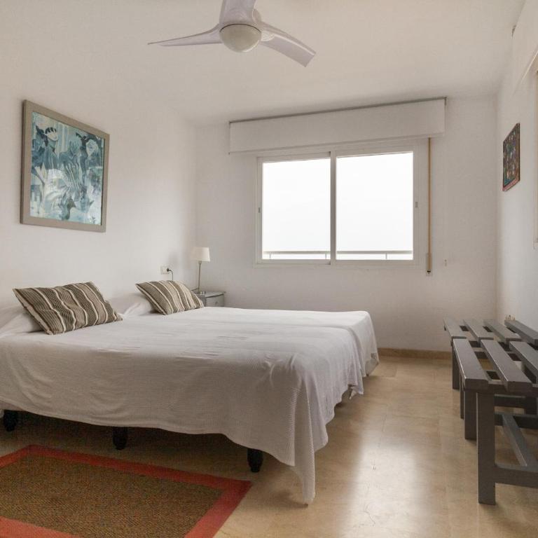 Modern apartment with pool on the beachfront in Marbella by SharingCo - Apartamento de 3 dormitorios con balcón - 15