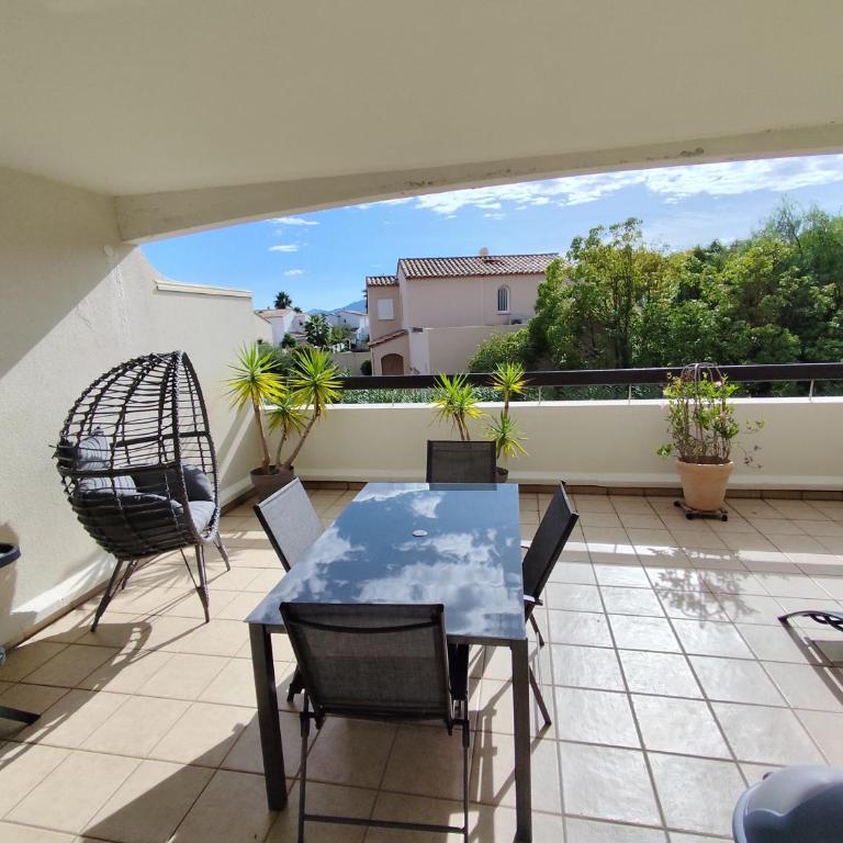 Résidence L'écume - One-Bedroom Apartment with Terrace - 1