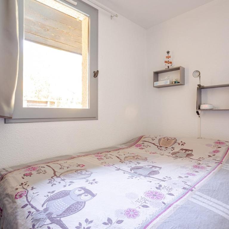 pavillon cozy dans la pinède - 2 chambres- 4 personnes - Appartement 2 Chambres - 13