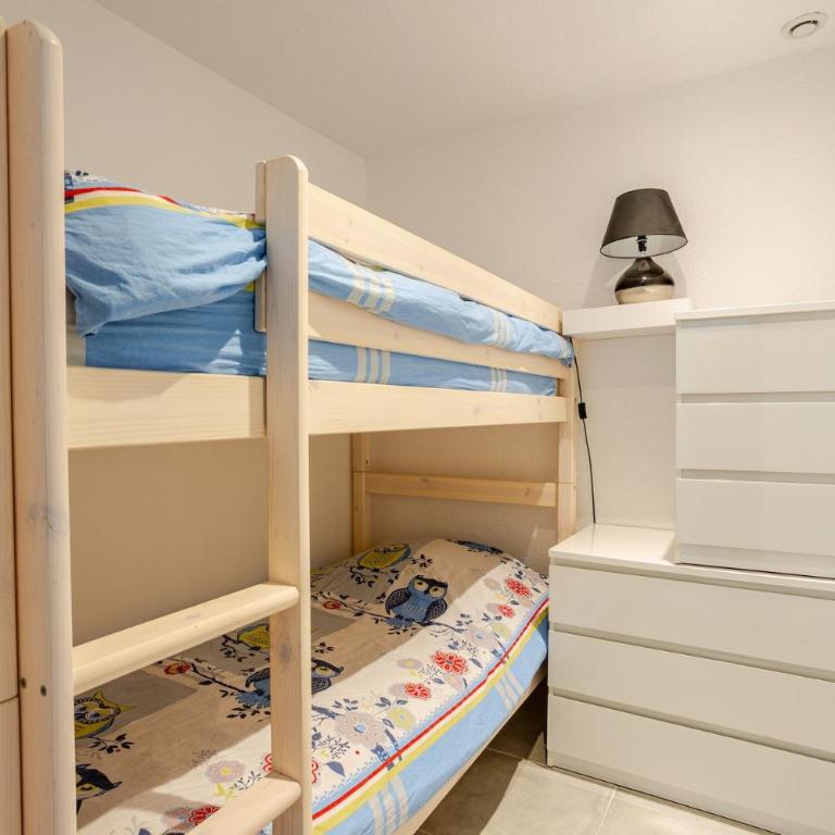 pavillon cozy dans la pinède - 2 chambres- 4 personnes - Appartement 2 Chambres - 17