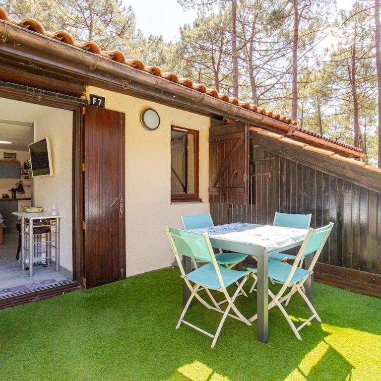 pavillon cozy dans la pinède - 2 chambres- 4 personnes - Appartement 2 Chambres - 19