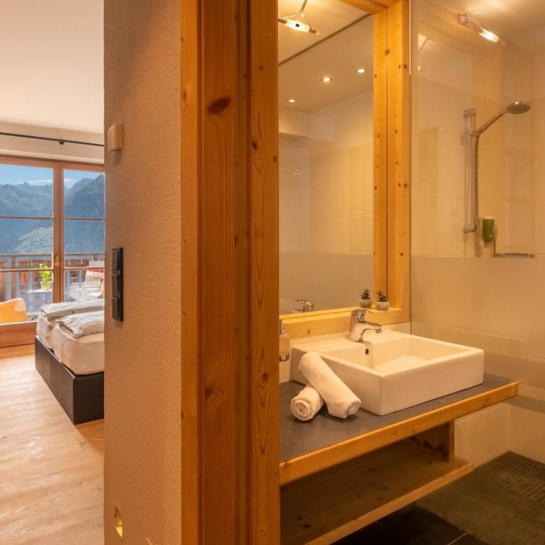 Taser Alm - Camera Matrimoniale con Balcone - 3