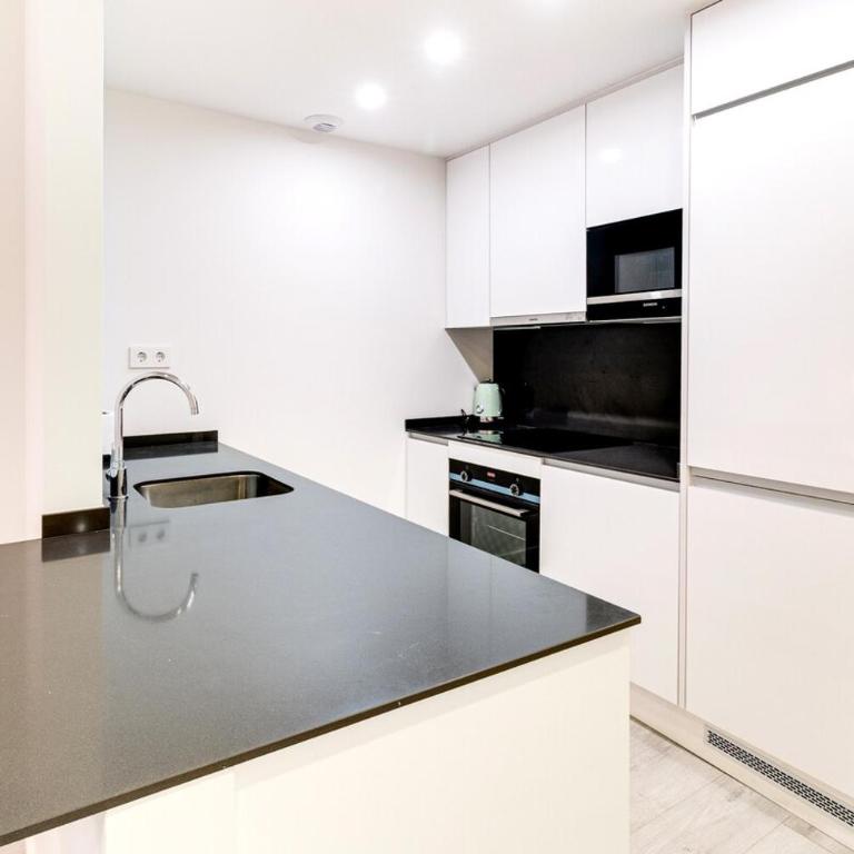 Seaside apartment in Estepona - Apartamento de 2 dormitorios - 9