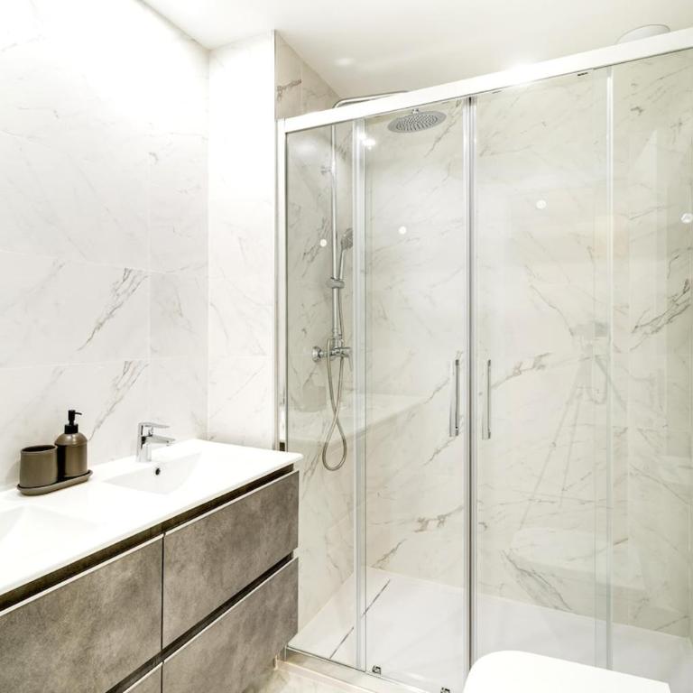 Seaside apartment in Estepona - Apartamento de 2 dormitorios - 11