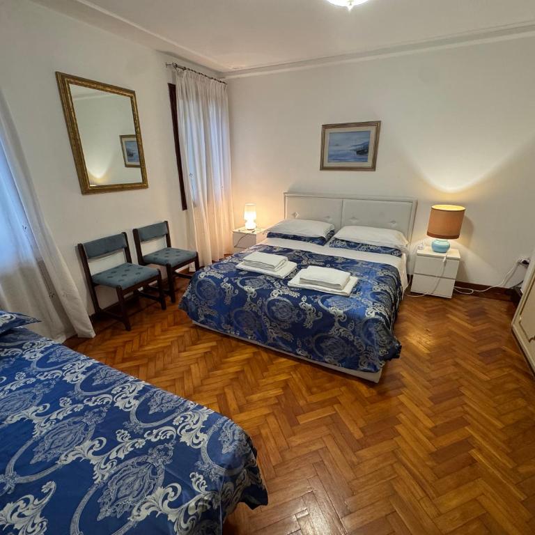 Exclusive Venice Kingsclass - Camera Tripla con Vista Giardino - 2