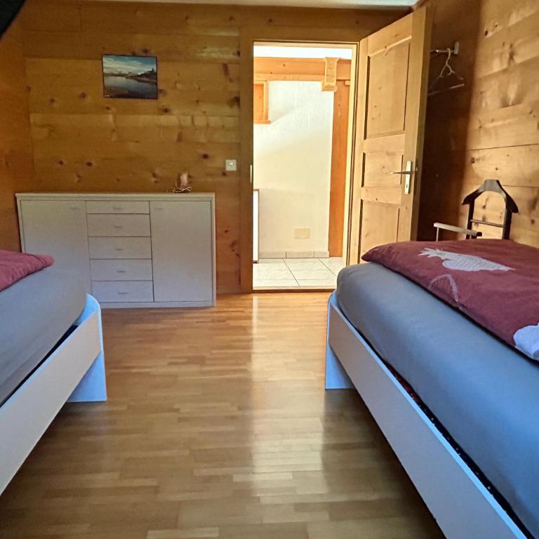 Sertig Ferienwohnung - Apartment mit Blick auf die Berge - 45