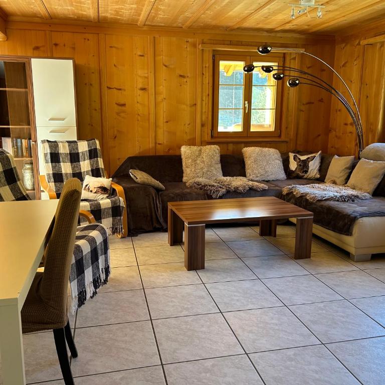 Sertig Ferienwohnung - Apartment mit Blick auf die Berge - 41