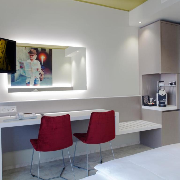 Hotel City Locarno - Camera Matrimoniale Moderna - 2