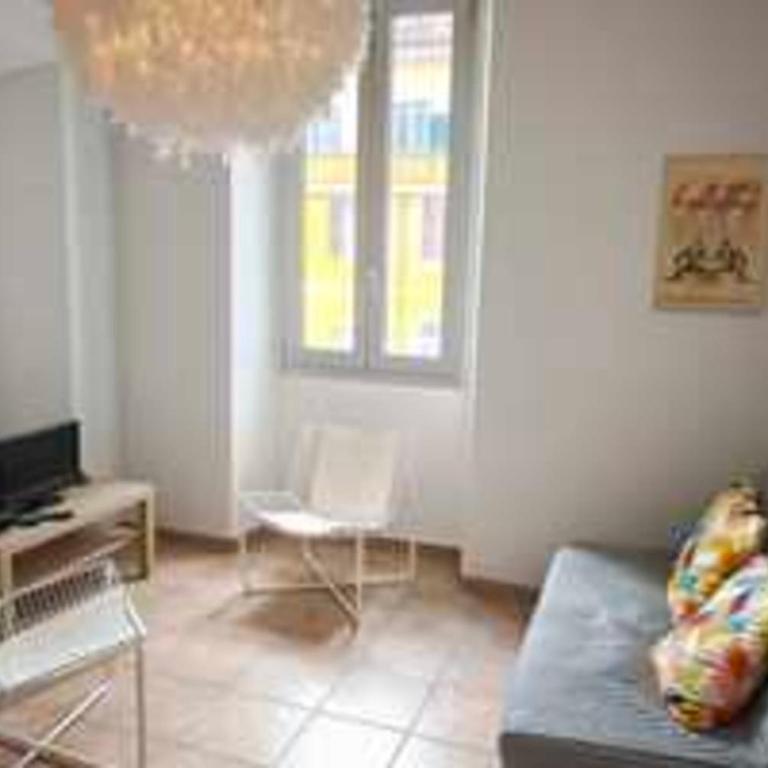 Bright T3 in the heart of Ajaccio with port view - Appartement - 10