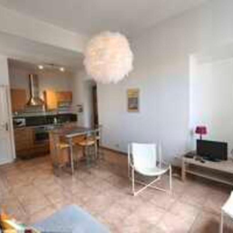 Bright T3 in the heart of Ajaccio with port view - Appartement - 11