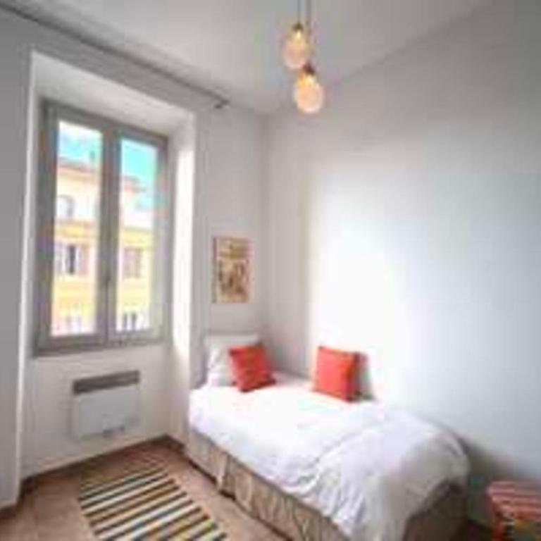 Bright T3 in the heart of Ajaccio with port view - Appartement - 15