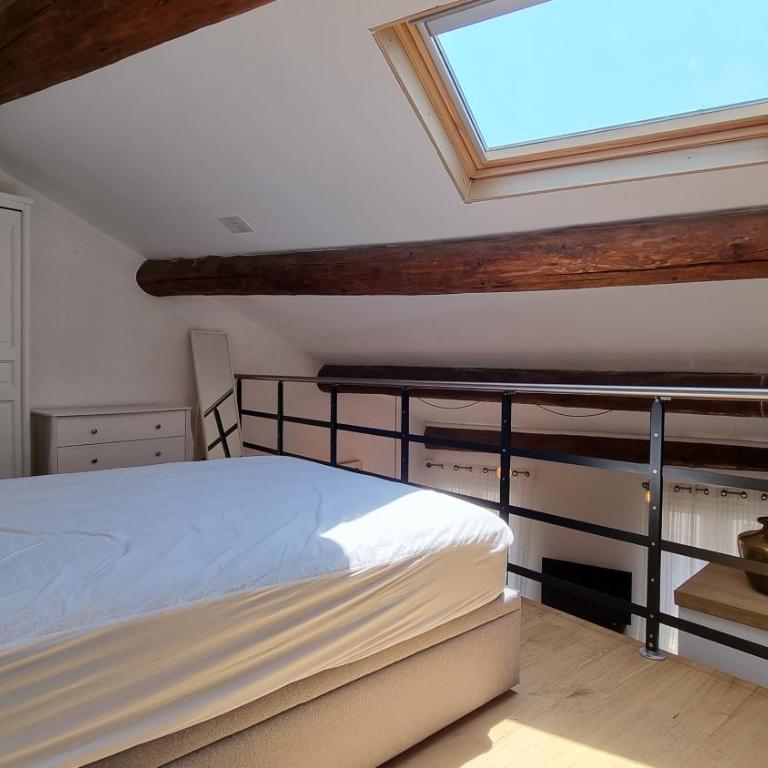 Grand loft design - Coeur du village médiéval - GO - Appartement 1 Chambre - 14