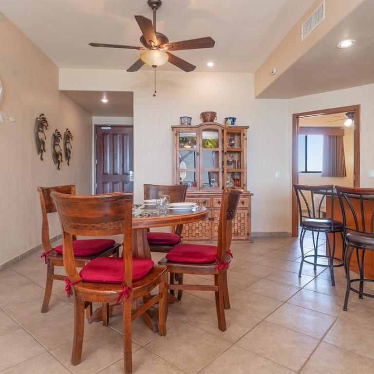 Rubi 805 1 BR 1BA Condo Phase 1 @ Las Palomas - Casa - 8