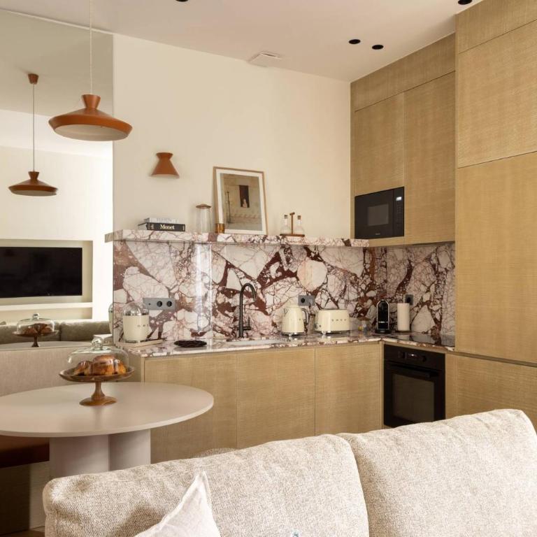 Luxurious Residence Saint Honore by onefinestay - One-Bedroom Apartment - 1