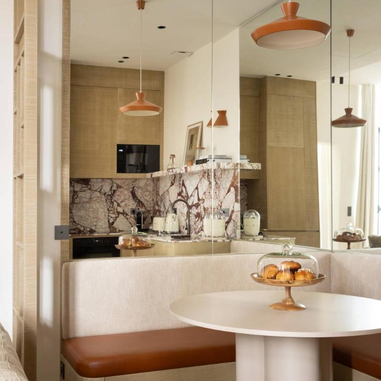 Luxurious Residence Saint Honore by onefinestay - One-Bedroom Apartment - 7
